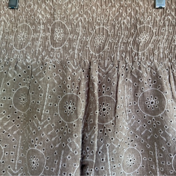 Sundance XS Bohemian Scallop Capri Crop Pant. Beige, Cream, light brown. NWOT - Picture 5 of 12